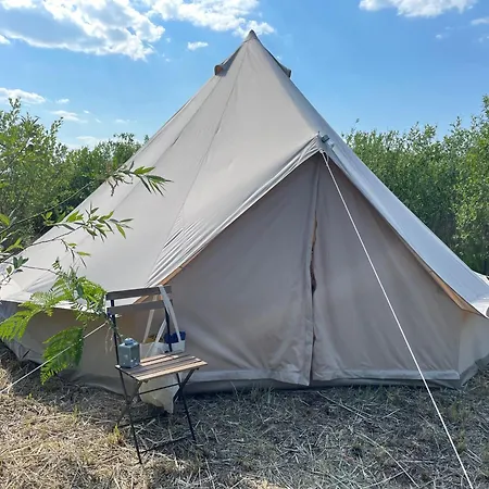 Luxury tent Ulge Park